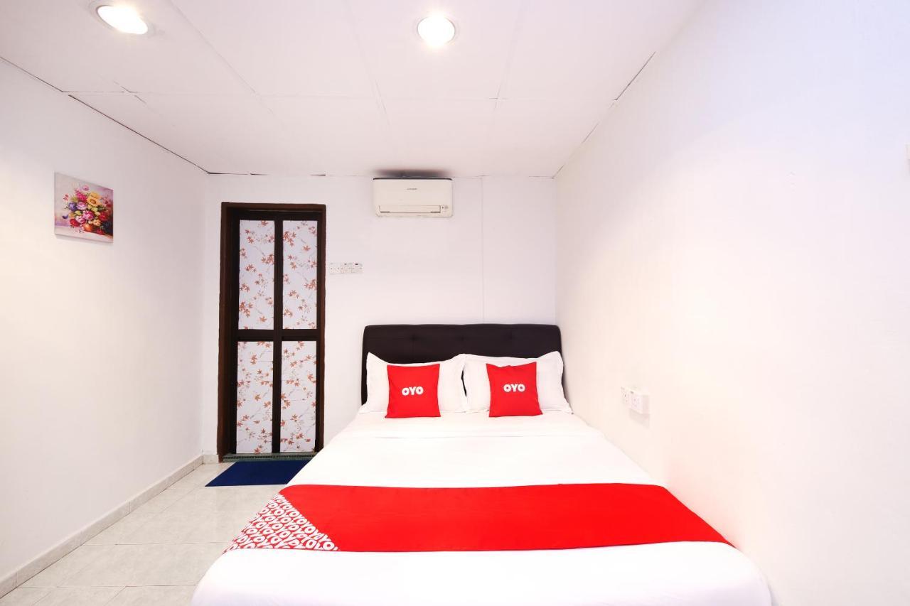 Azimaju 3* Malacca