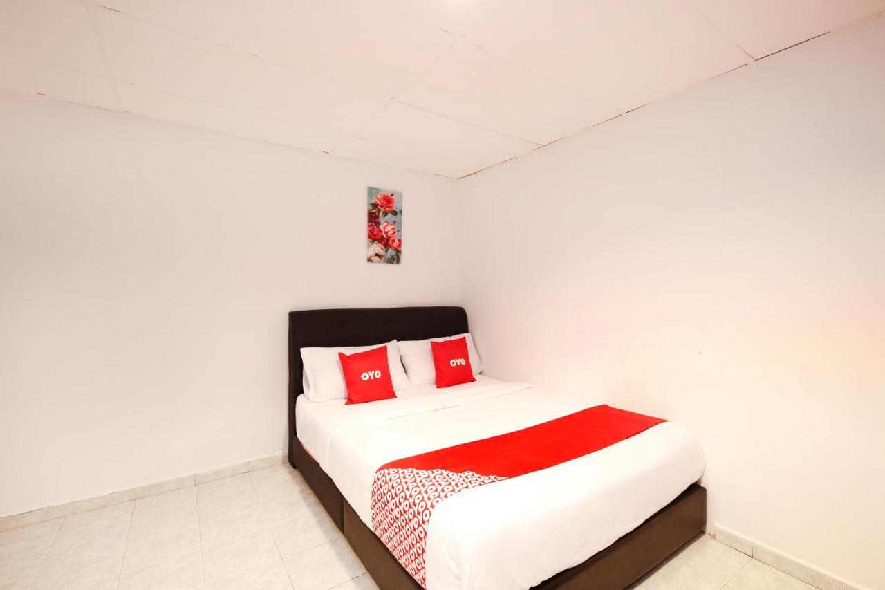 Hotel Azimaju 3*