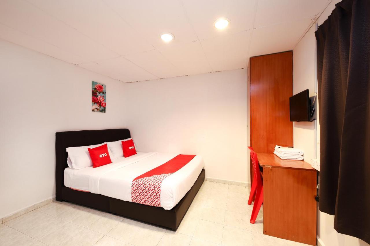 Azimaju Hotel 3*